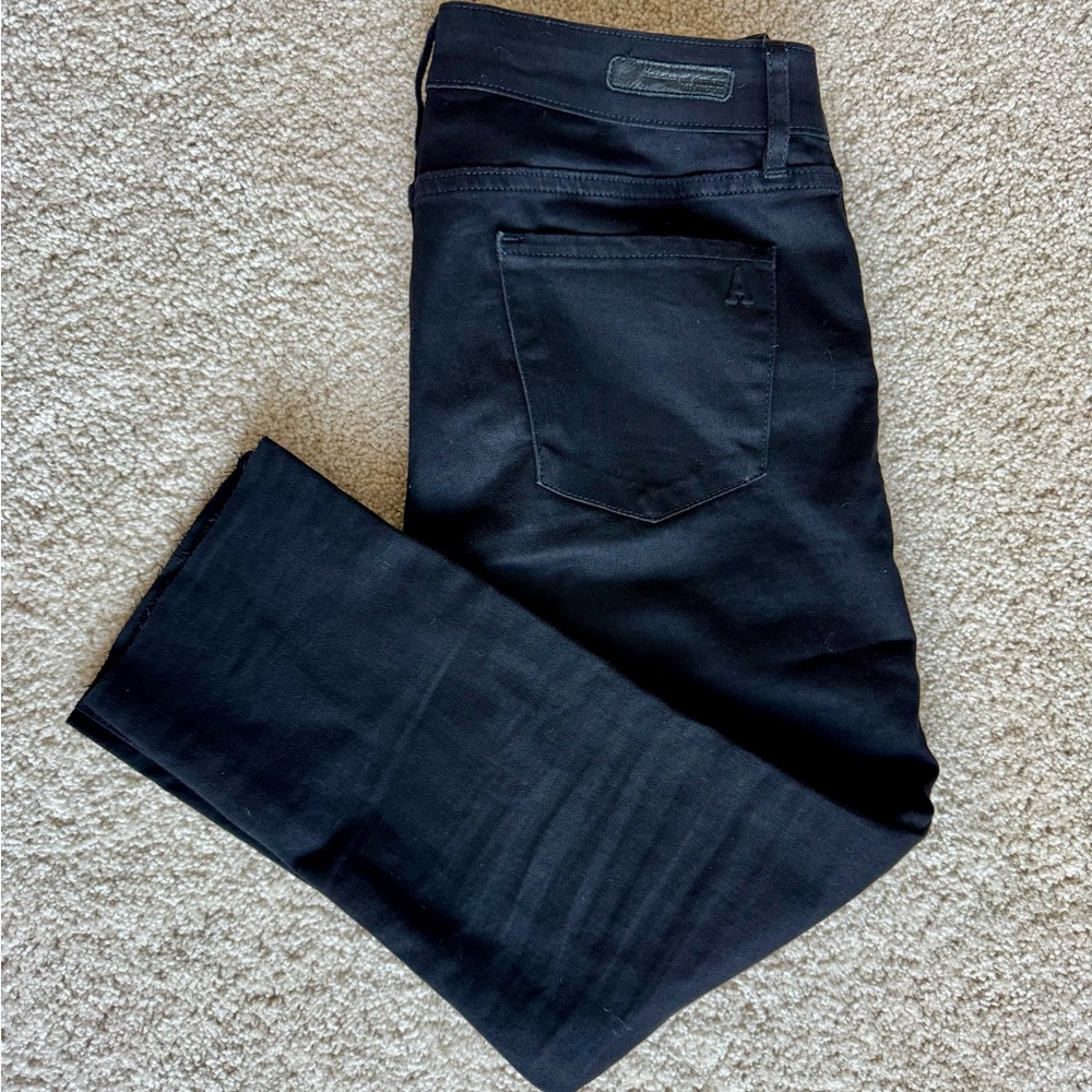ARTICLES OF SOCIETY CAPRI JEANS